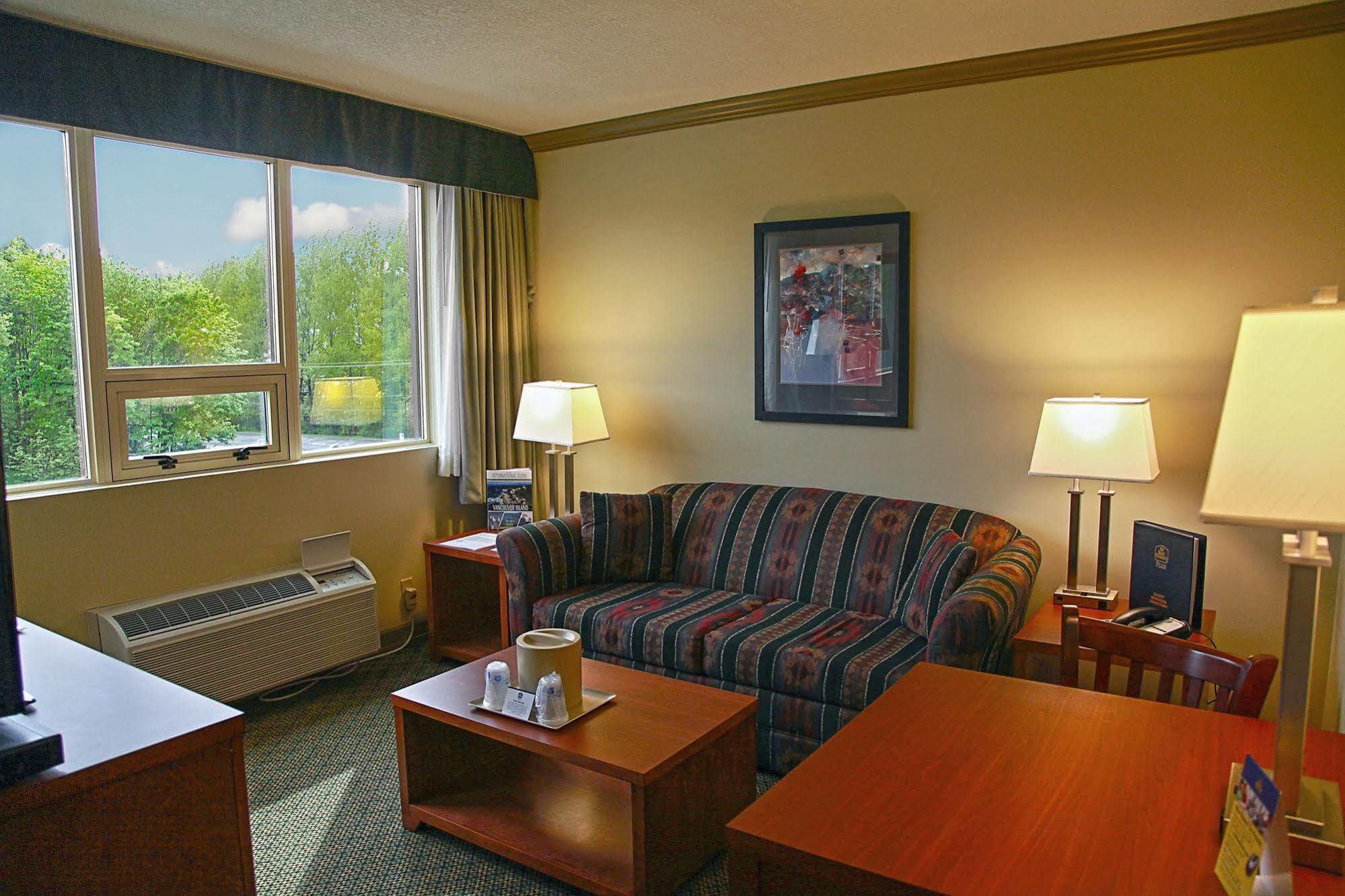 Best Western Plus Barclay Hotel Port Alberni Exterior photo